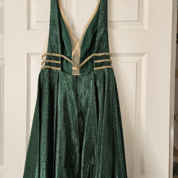 JVN Green and Gold Shoet Prom Dress Size 10 - Picture 4 of 13